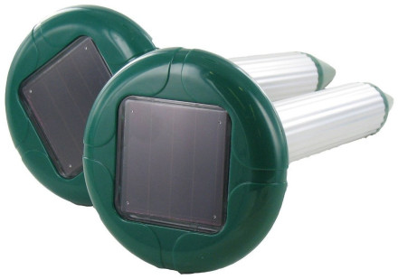 Комплект из 2 отпугивателей на солнечной батарее "Weitech-WK2015" на 4 сотки
