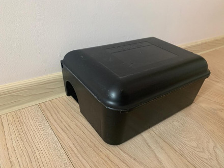 Контейнер "Bobby-Box" с креплением для детектора Контейнер "Bobby-Box" с креплением для детектора