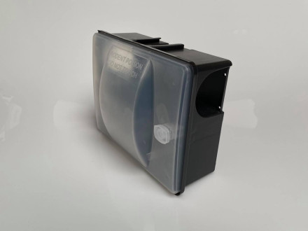 Приманочный контейнер с прозрачной крышкой "Curve Ro-Bait Transparent" Приманочный контейнер с прозрачной крышкой "Curve Ro-Bait Transparent"